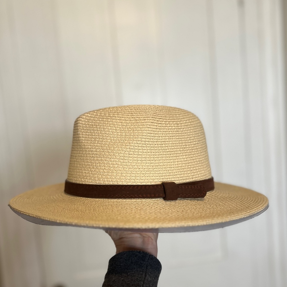 Women’s Beach Hat